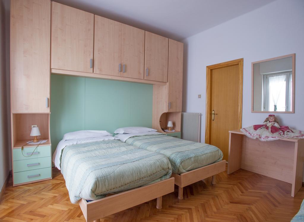מולבנו Albergo Italia מראה חיצוני תמונה
